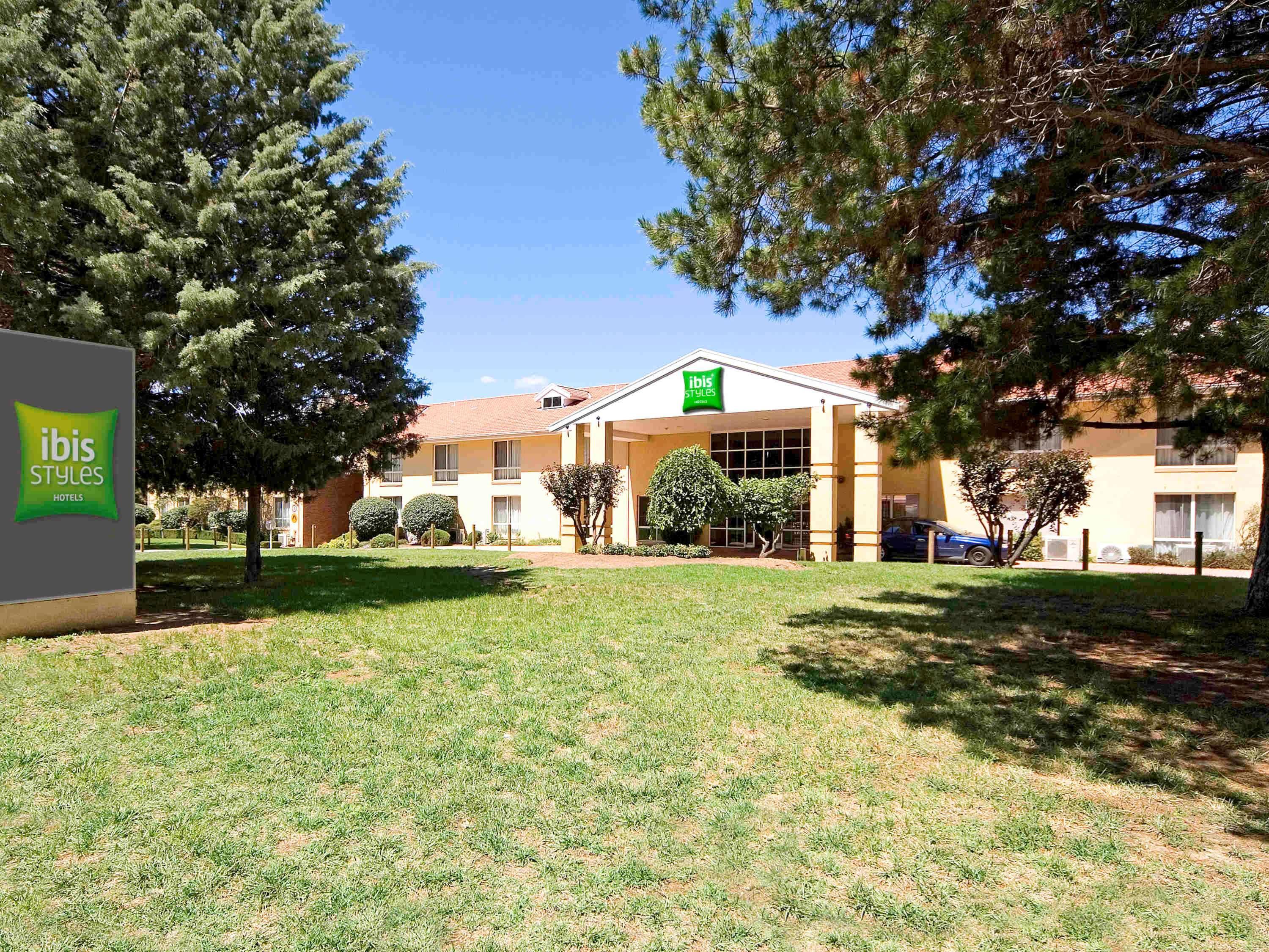 Ibis Styles Canberra Exterior foto