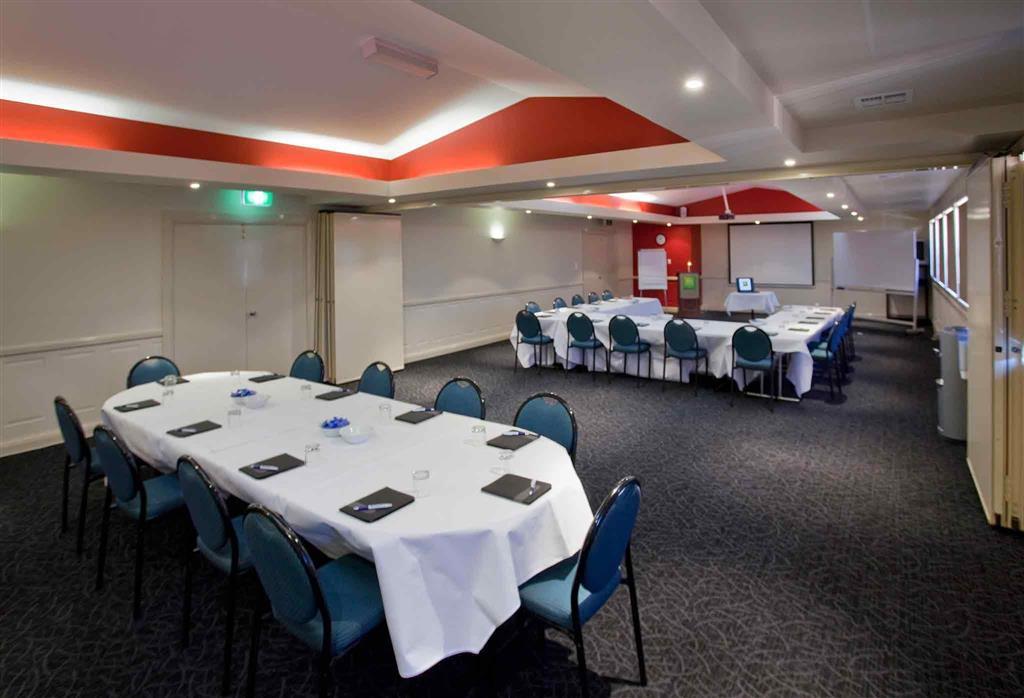 Ibis Styles Canberra Exterior foto
