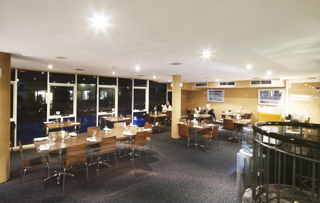 Ibis Styles Canberra Exterior foto